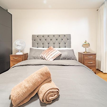 Modern Flat In Prime Location Near Shoreditch & Brick Lane London Exterior foto